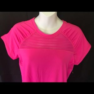 New Roxy fitness top, size L